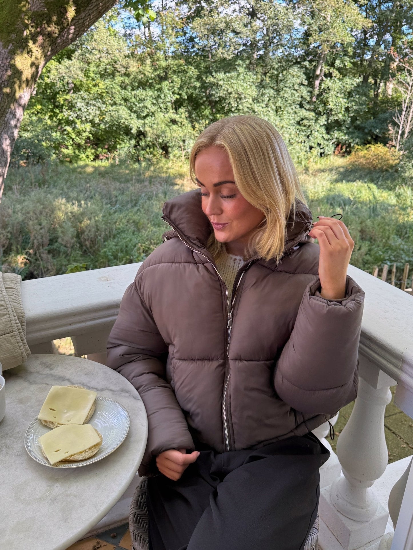 Short Puffer Jacket - Licorice